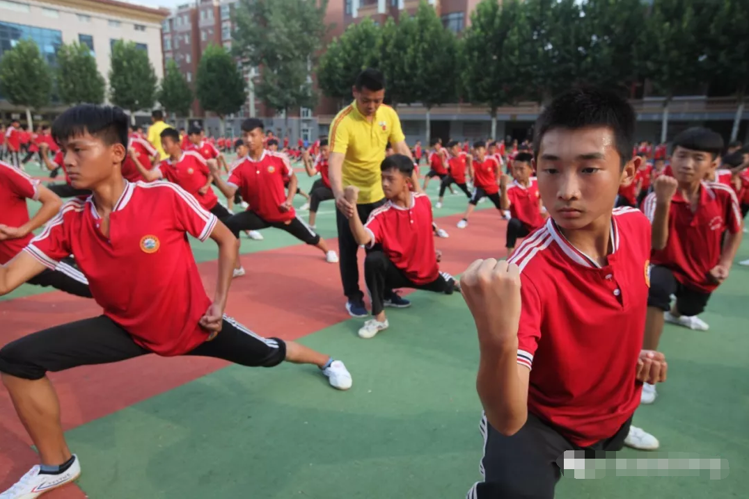 嵩山文武少林学校学费一年多少