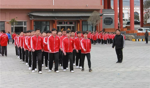 河南嵩山少林武术学校