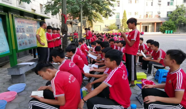 河南嵩山少林武校