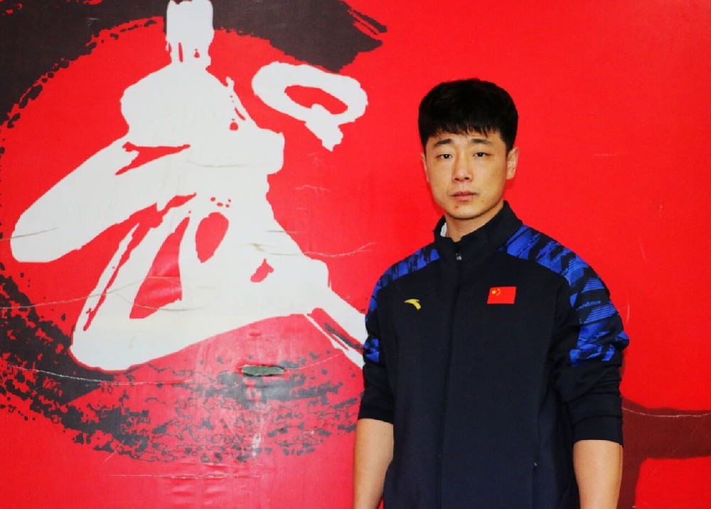 少林小龙武校竞训表演部教练贾守杰：严训出尖兵 精心育精英