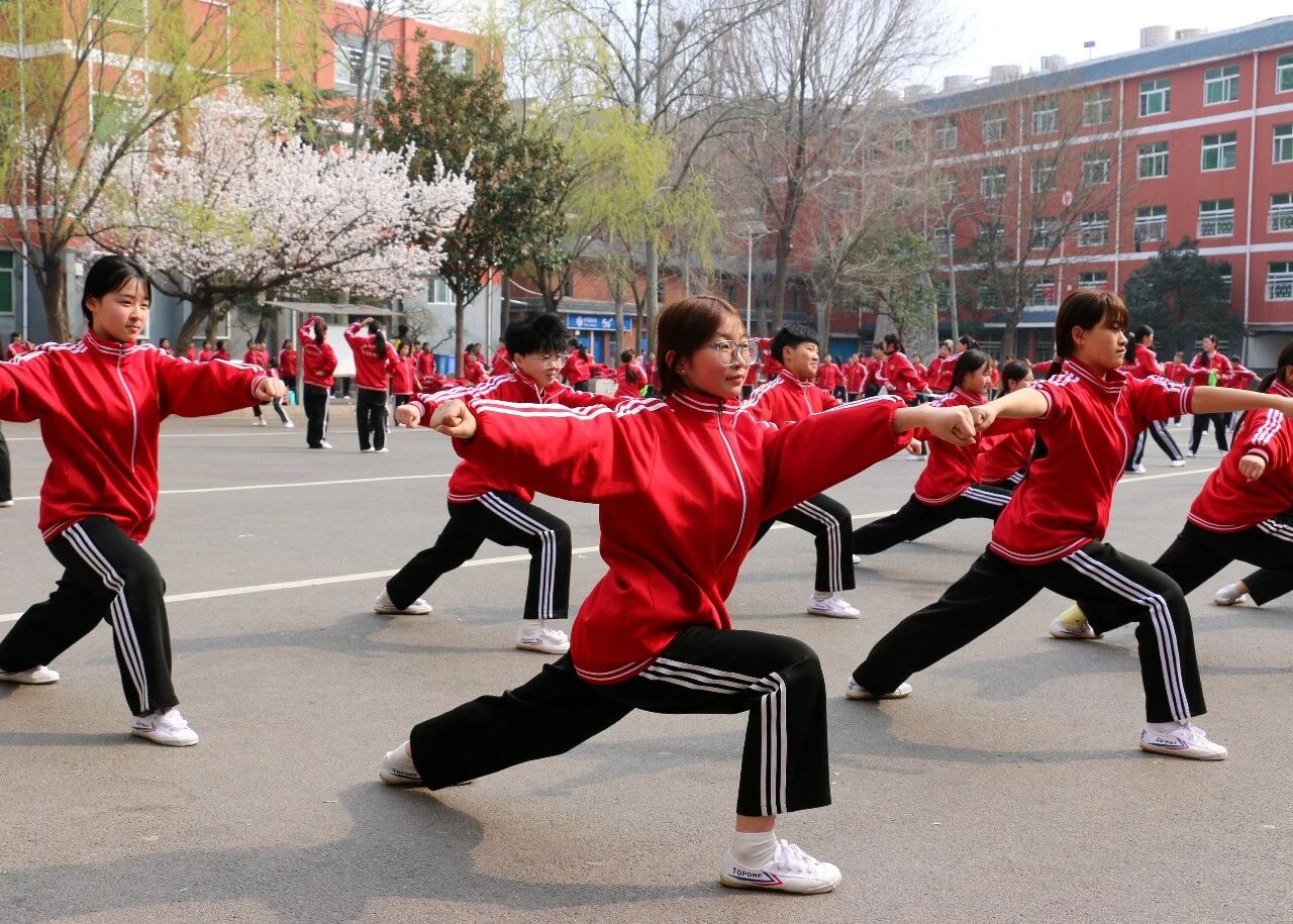 少林小龙武校