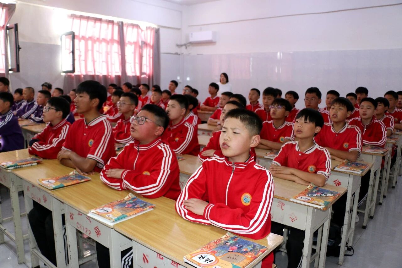 河南少林小龙武校