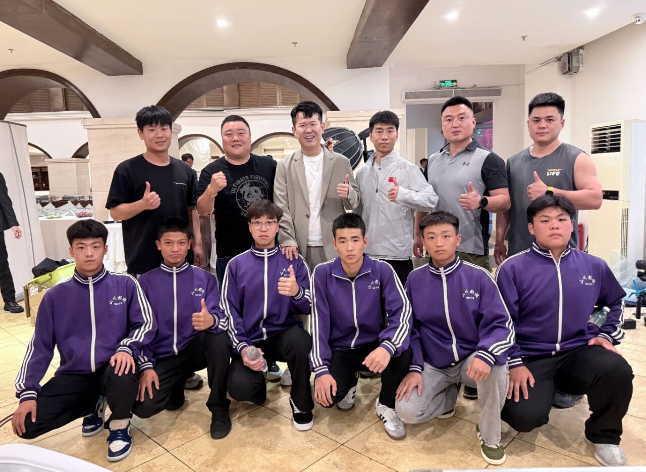 河南少林小龙武校