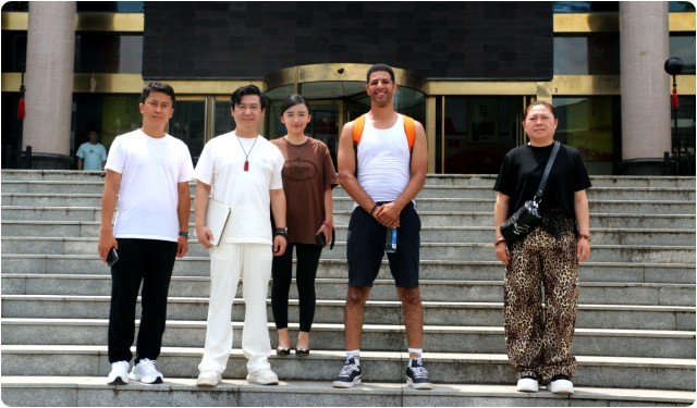 嵩山少林小龙武校